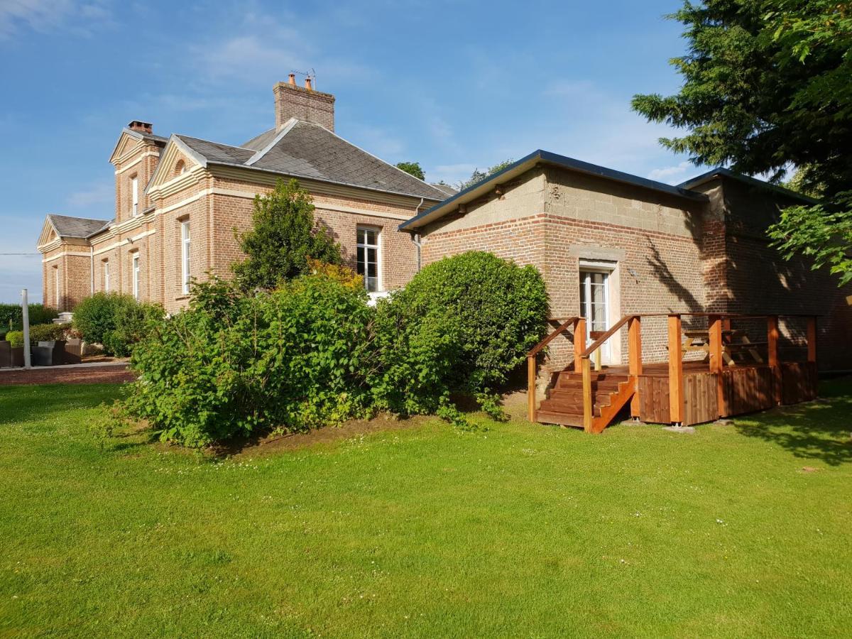 Chateau Des Lumieres Gite Et Gite Insolite Saint-Blimont Exteriér fotografie